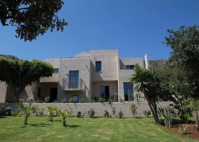 Sundance & Aparthotel Hersonissos (Crete)