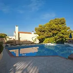 Sundance & 3*