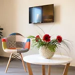 Aparthotel Sundance & 3*