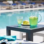 Aparthotel Sundance & 3*
