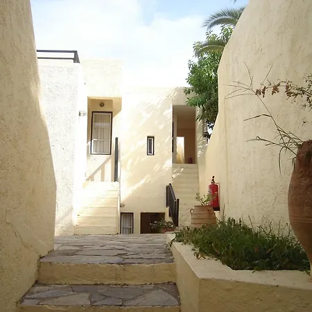 Sundance & Aparthotel Hersonissos (Crete)