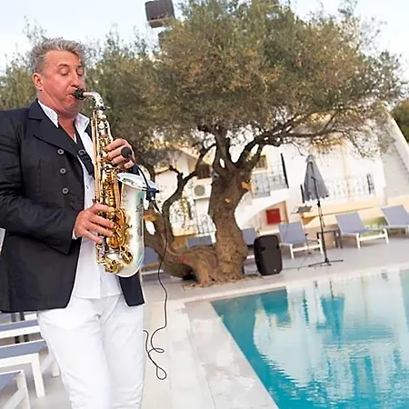 Sundance & Hersonissos (Crete)