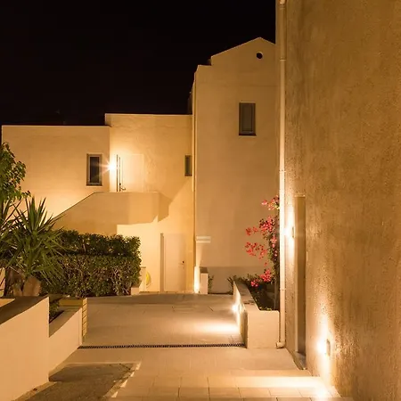 Aparthotel Sundance & 3*