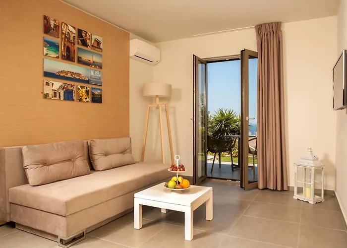 Sundance & 3* Hersonissos (Crete)