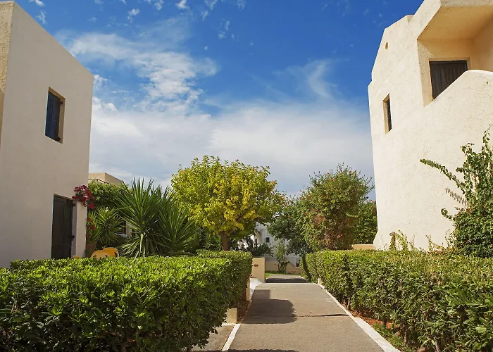 Sundance & Hersonissos (Crete)