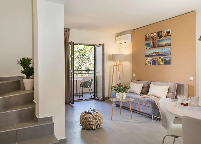 Sundance & 3* Hersonissos (Crete)