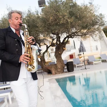 Sundance & Hersonissos (Crete)