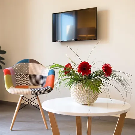 Aparthotel Sundance & 3*